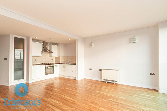 1 Bedroom Apartment To Rent In The Ice House, Bolero Square, NG1