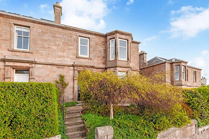 2 Bedroom Flat For Sale In Temple Crescent, Crail, Anstruther, KY10