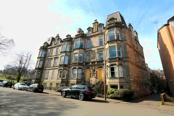 3 Bedroom Flat To Rent In Langside Road, Glasgow, G42