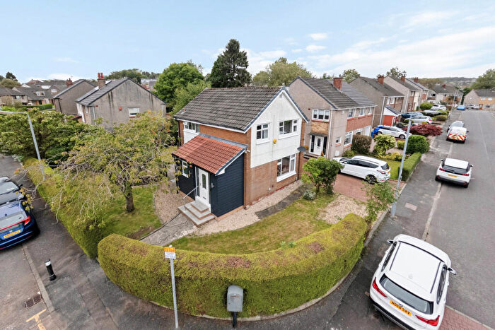 3 Bedroom Detached House For Sale In Antonine Road, Bearsden, G61