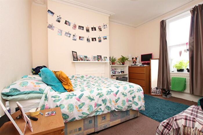 4 Bedroom Flat To Rent In Combe Park, Bath, BA1