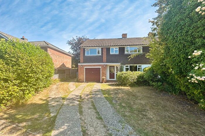 4 Bedroom Semi Detached House For Sale In Carleton Close, Hook, Hampshire, RG27