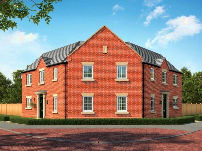 3 Bedroom Semi-Detached House For Sale In Ampthill Road, Kempston Hardwick, Bedford MK45