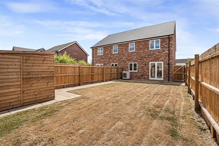 3 Bedroom Property For Sale In Bannold Road, Waterbeach, Cambridge, CB25
