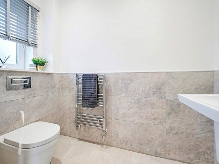 5 Bedroom Detached House For Sale In Bracken Wynd, Bridge Of Weir, PA11