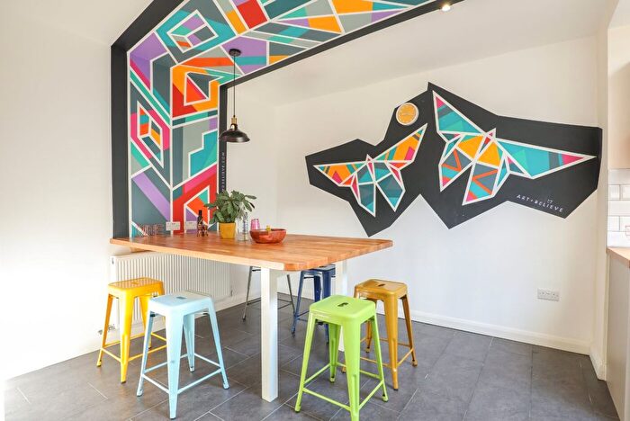 9 Bedroom Semi-Detached House To Rent In Colbourne Avenue, Brighton, BN2