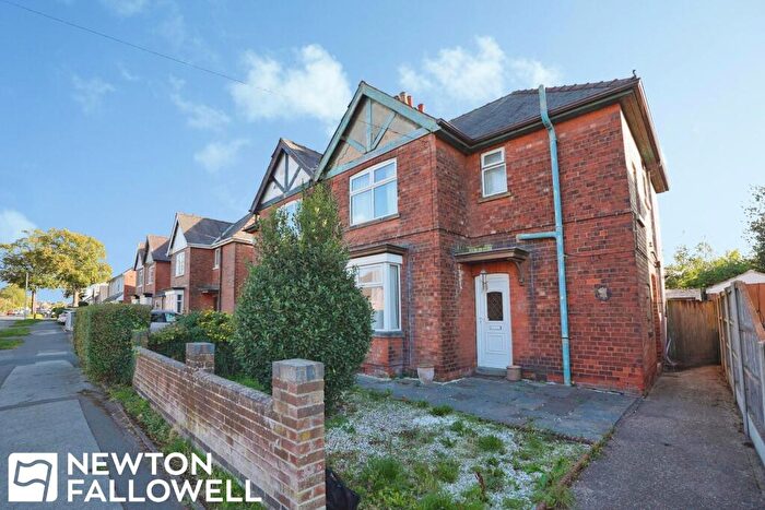 3 Bedroom Semi-Detached House For Sale In Northfield Way, Retford, DN22