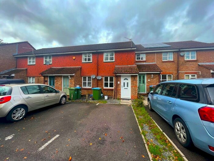 2 Bedroom Terraced House To Rent In Vokes Close, Southampton, SO19