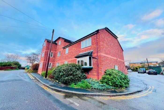 2 Bedroom Flat To Rent In Cornwall Place, Leamington Spa, CV32