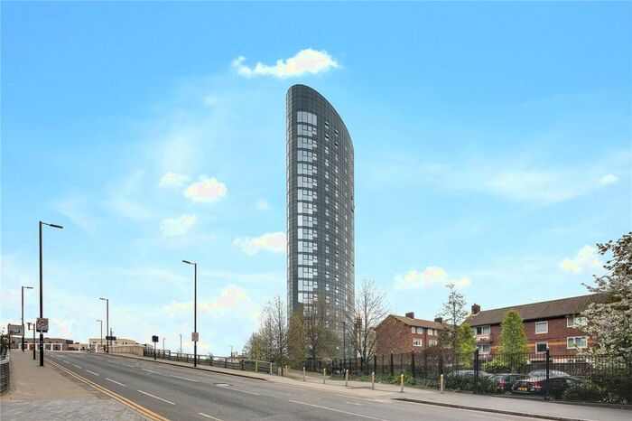 2 Bedroom Flat To Rent In Angel Lane, Stratford, London, E15