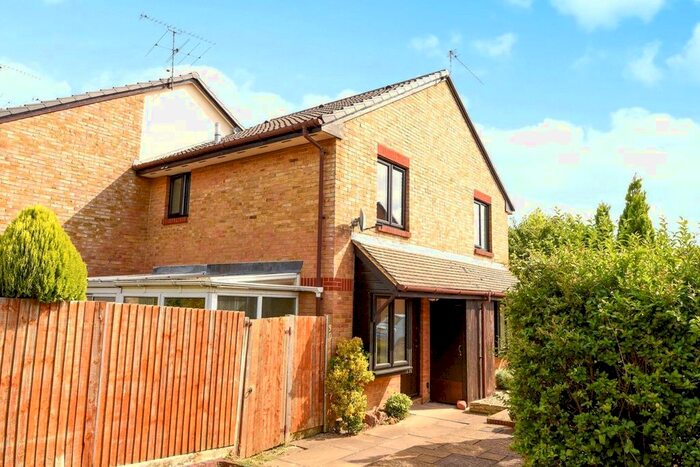 1 Bedroom End Of Terrace House To Rent In Bishops Drive, Wokingham, Berkshire, RG40