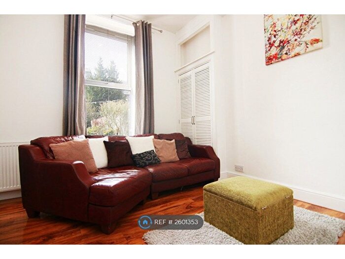 1 Bedroom Terraced House To Rent In Willowbank Road, Aberdeen, AB11