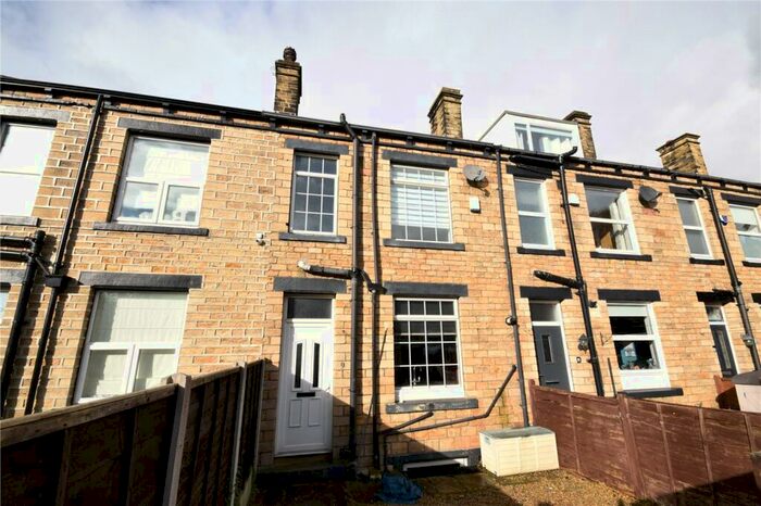 3 Bedroom Terraced House To Rent In Park Top, Stanningley, Pudsey, West Yorkshire, LS28