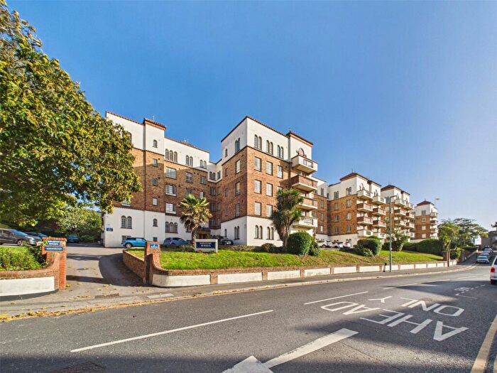 1 Bedroom Apartment For Sale In Sea Road, Boscombe, Bournemouth, Dorset, BH5