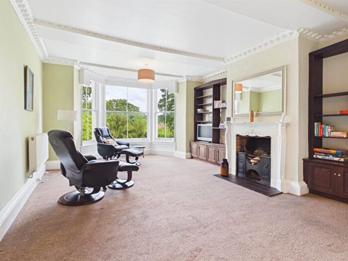 3 Bedroom Apartment For Sale In High Street, Bewdley, DY12
