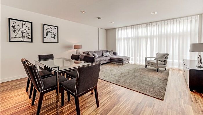 2 Bedroom Flat To Rent In Fulham Road, London, SW3