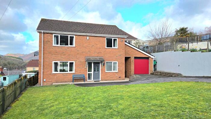 4 Bedroom Detached House For Sale In Leydene Close, Risca, NP11