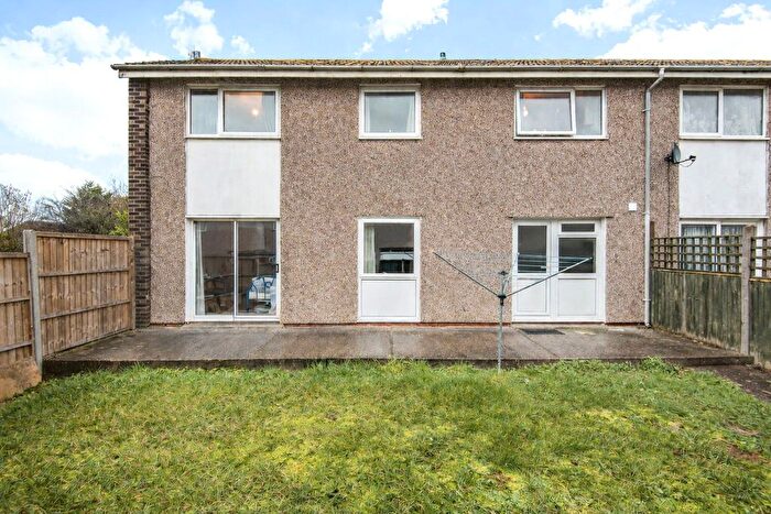 4 Bedroom Terraced House To Rent In Park Barn Drive, Guildford, Surrey, GU2