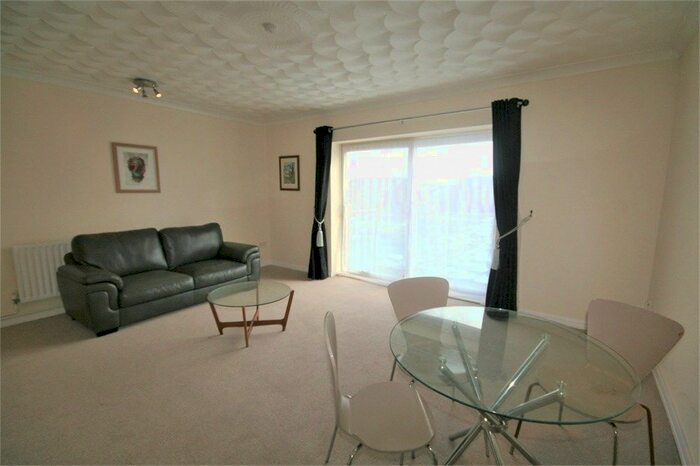 2 Bedroom Flat To Rent In Squire Court, Maritime Quarter, Swansea, SA1