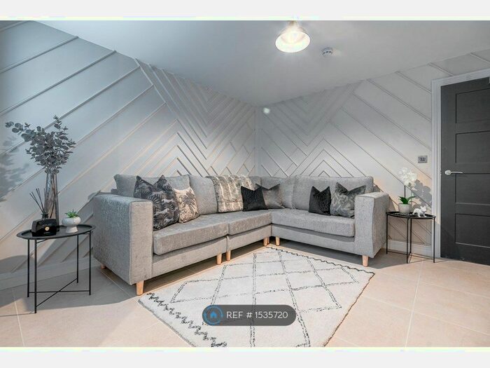 6 Bedroom Terraced House To Rent In Adelaide Road, Kensington, Liverpool, L7