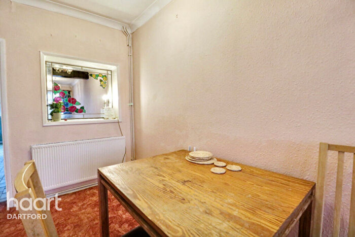 2 Bedroom Terraced House For Sale In New Road, Dartford, DA4