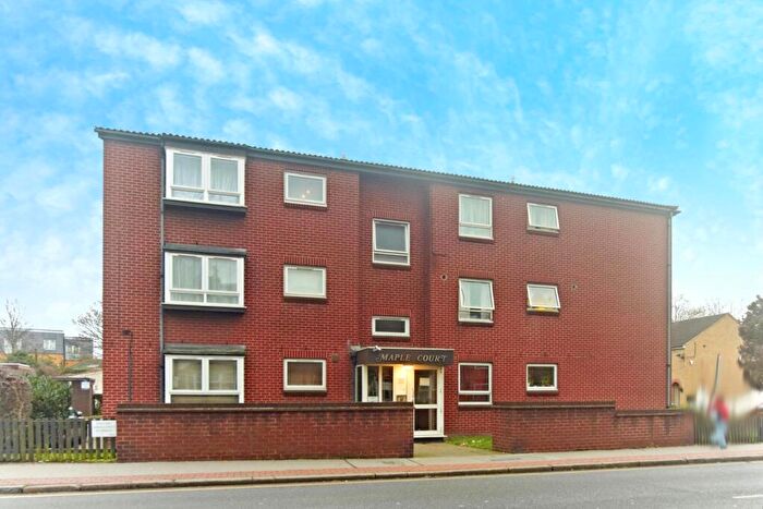 2 Bedroom Flat For Sale In Lower Coombe Street, Croydon, Surrey, CR0