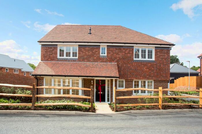 4 Bedroom Detached House To Rent In Seymour Drive, Tunbridge Wells, TN2