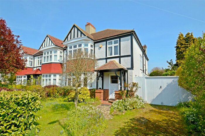 4 Bedroom Semi-Detached House To Rent In Birch Tree Way, Croydon CR0