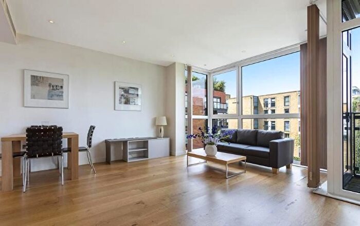1 Bedroom Flat For Sale In Hepworth Court, Gatliff Road, Grosvenor Waterside, Sloane Square, SW1W