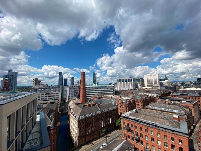 2 Bedroom Apartment To Rent In Whitworth Street Manchester, M1