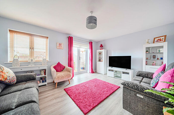 3 Bedroom Terraced House For Sale In Wearn Road, Faringdon, Oxfordshire, SN7