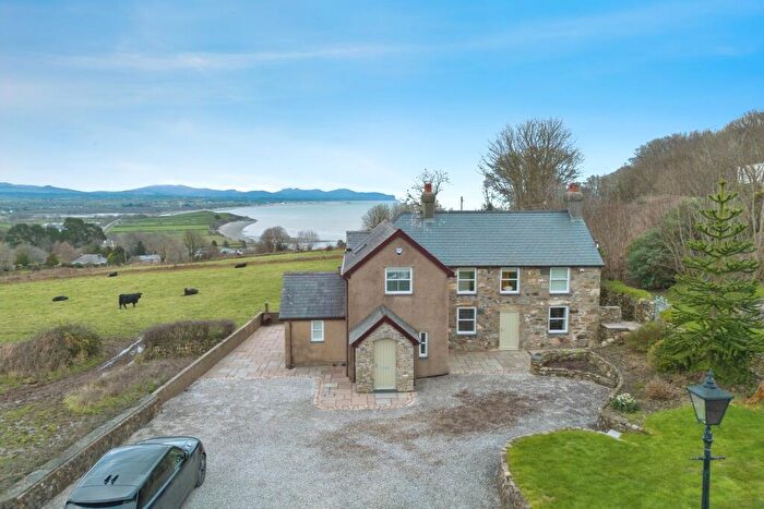 3 Bedroom Detached House For Sale In Llanbedrog, Gwynedd, LL53
