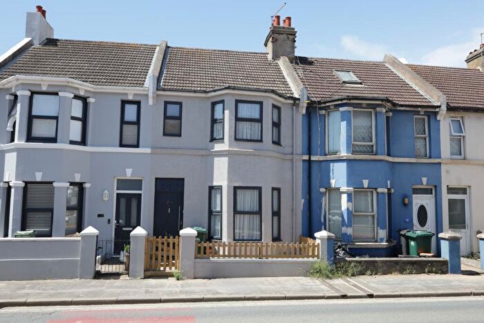 3 Bedroom Terraced House For Sale In Church Road, Portslade, BN41