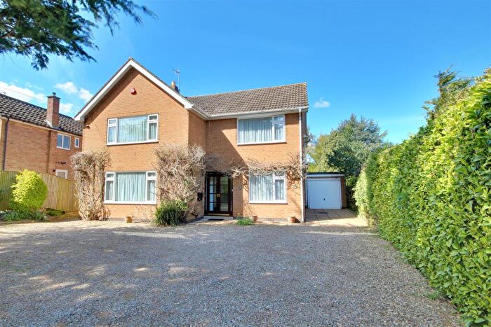 5 Bedroom Detached House For Sale In Church Road, Beverley, HU17