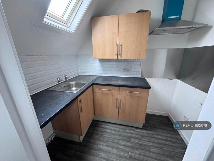 1 Bedroom Flat To Rent In New Ferry, Merseyside, CH62