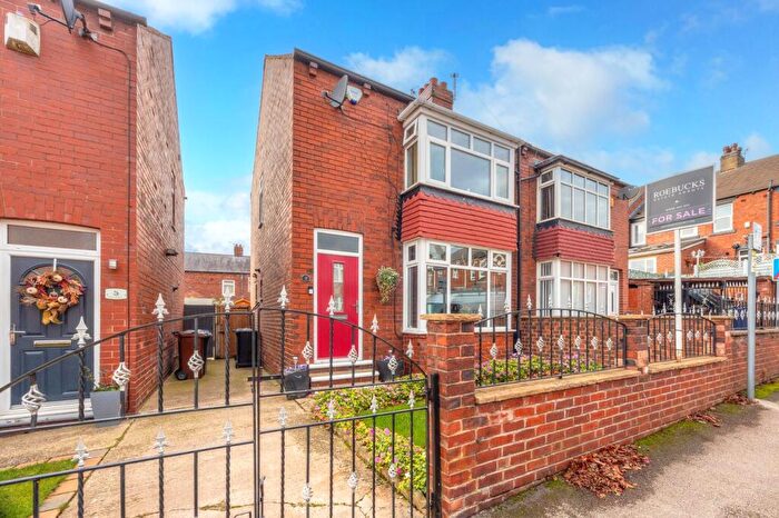 2 Bedroom Semi-Detached House For Sale In Winter Terrace, Pogmoor, Barnsley, S75