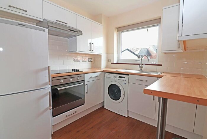1 Bedroom Apartment To Rent In Brook Road, Redhill, RH1