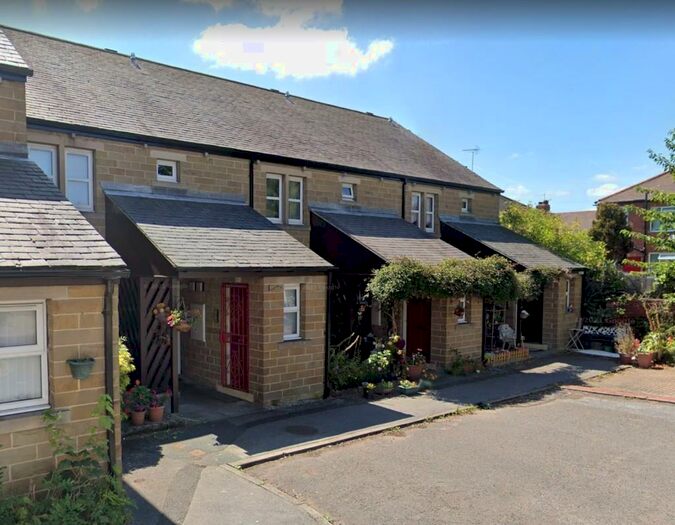 1 Bedroom Flat To Rent In Town Street, Leeds, West Yorkshire, LS12