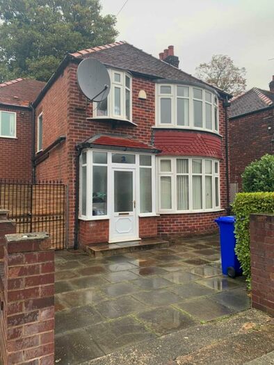 6 Bedroom Semi-Detached House To Rent In Arnfield Road, Withington, M20