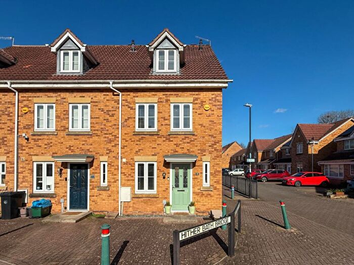 3 Bedroom End Of Terrace House For Sale In Hither Bath Bridge, Brislington, Bristol, BS4