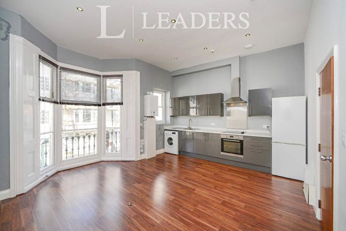 1 Bedroom Apartment To Rent In Devonshire Place, Kemp Town, BN2