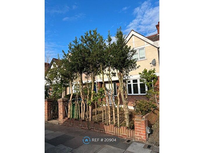 3 Bedroom Terraced House To Rent In Rosedene Avenue, Greenford, UB6