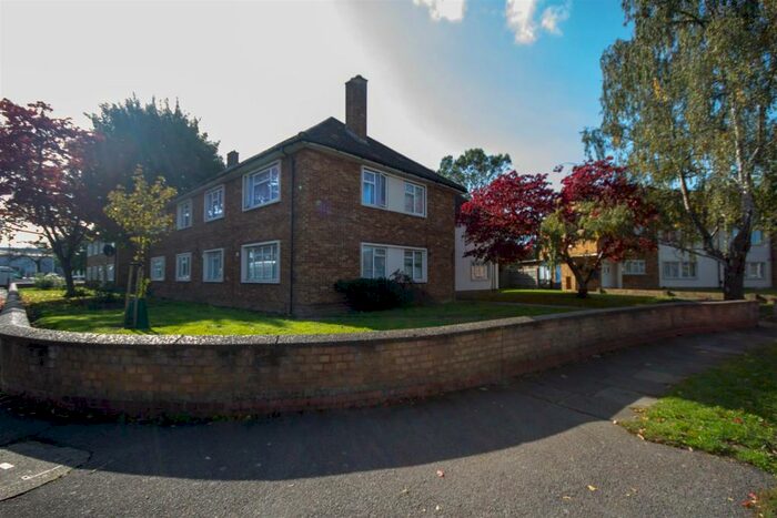 2 Bedroom Flat To Rent In Diamond Road, Ruislip, HA4