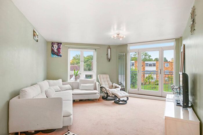 1 Bedroom Flat For Sale In Watford Road, North Wembley, Wembley, HA0