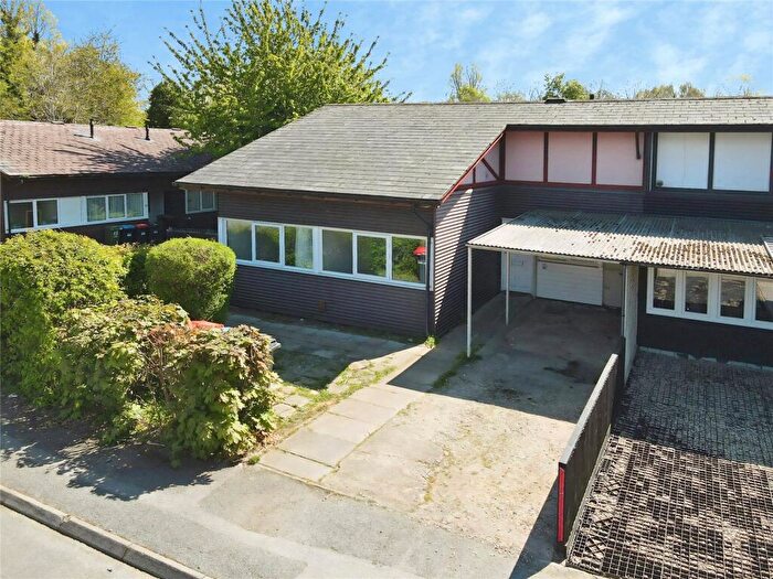 3 Bedroom Bungalow For Sale In Dodkin, Beanhill, Milton Keynes, MK6