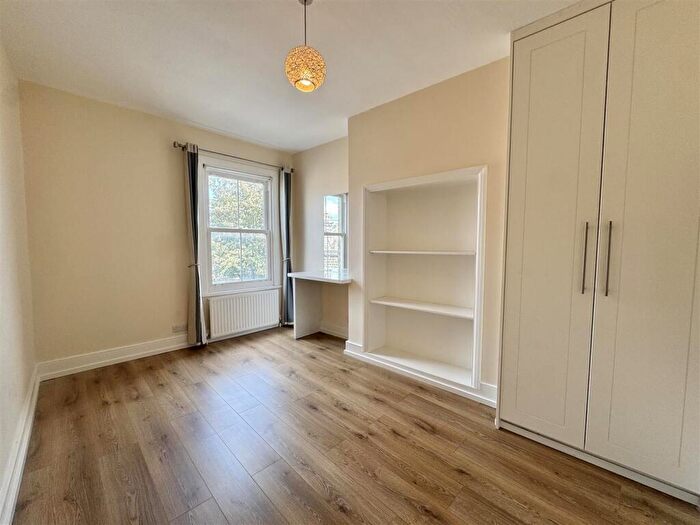 3 Bedroom House To Rent In The Green, London, N21