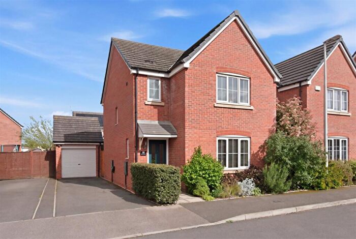 3 Bedroom Detached House For Sale In Cozens Street, Wellesbourne, CV35