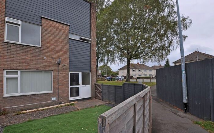 3 Bedroom Terraced House To Rent In End-Terrace, Oak Road, Rogerstone, NP10