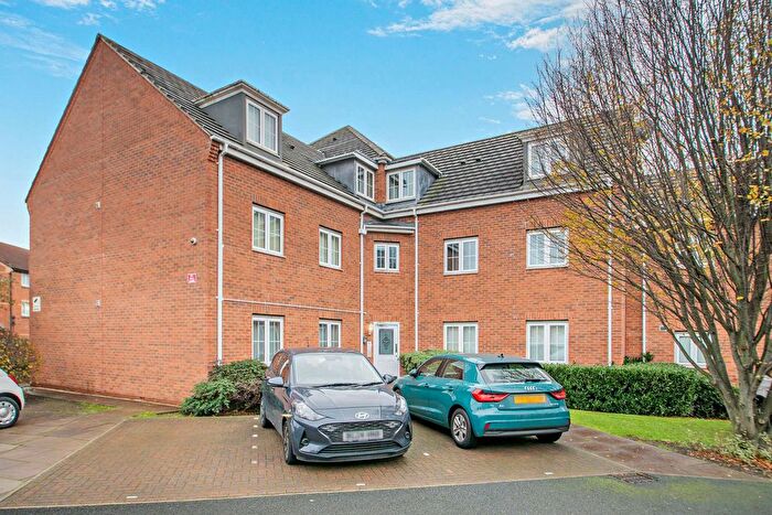 1 Bedroom Flat For Sale In Gabriel Court, Leeds, LS10