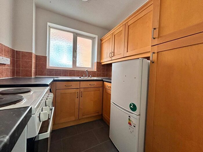 2 Bedroom Apartment To Rent In Cecil Drive, Oldbury, B69